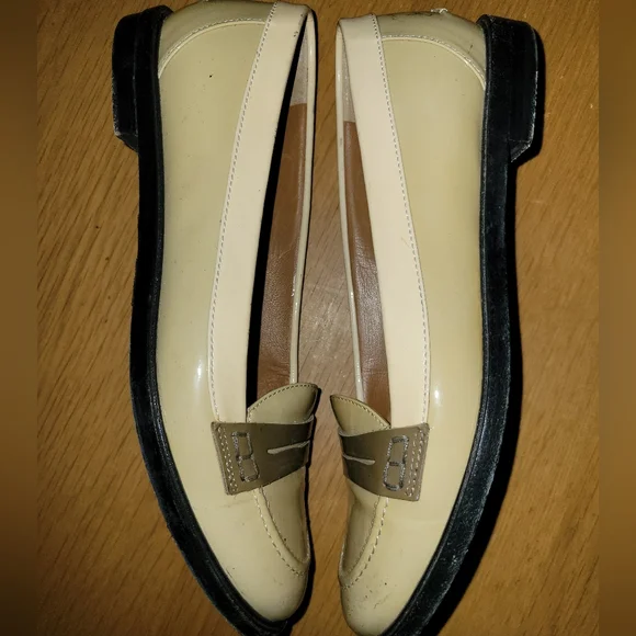 💖FENDI Beige Colorblock Patent Leather Penny loafers, EU 37 - Picture 5 of 11